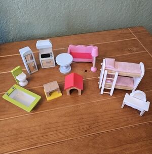 KidKraft Wooden Dollhouse Furniture Set